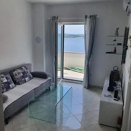 Apartment Modern Seeview With Free Wifi, Free Parking, 300m From Maslenica